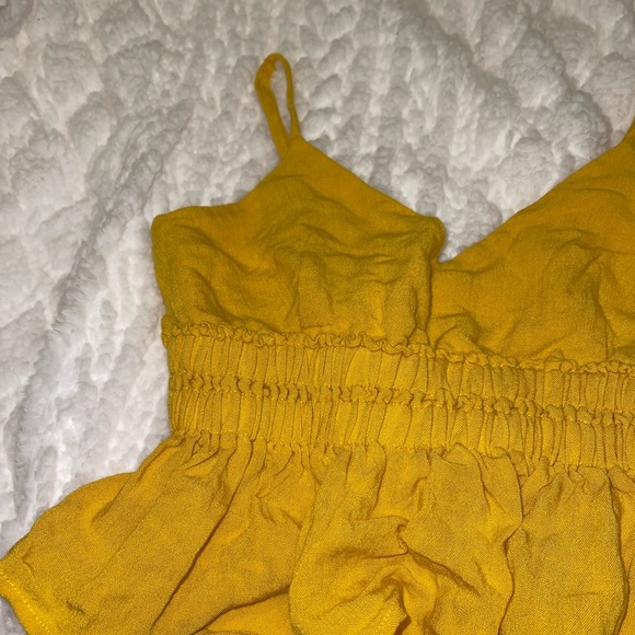 Yellow crop top size size - Picture 4 of 5